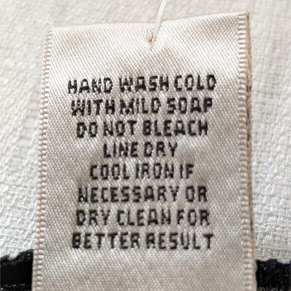 Edward Woman Size 1X 100% Silk Floral Top Flowy Career Bohemian Whimsygoth NEW - Picture 4 of 11